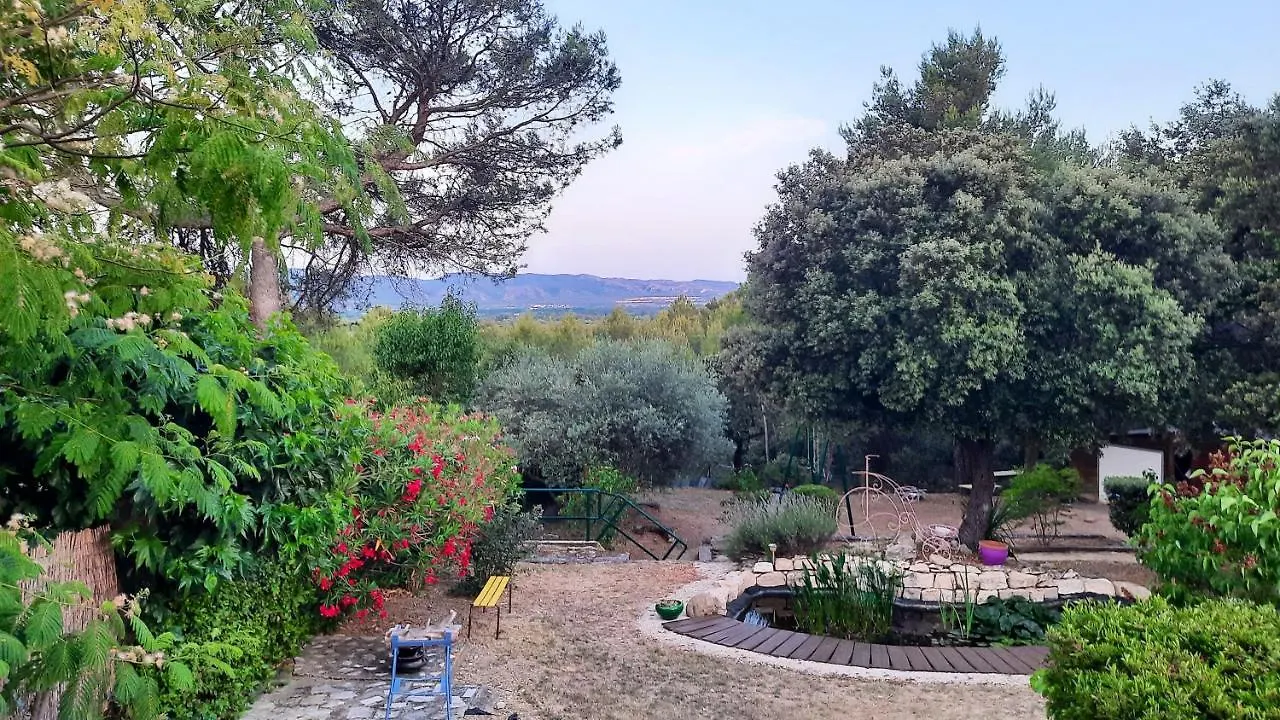 Villa Charmante A Merindol Avec Piscine Privee 0*,